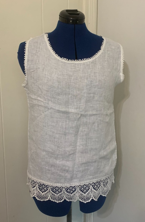 Laura Bianchi Tops - Laura Bianchi women L 100% Linen White Sleeveless tank Top Beachy Resort